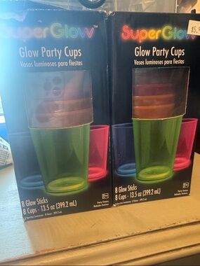 2 packs- Glow Party Cups - 8 Pack each NIB